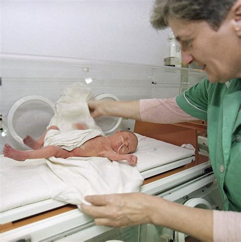 Kūdikio gimimas ir pirmosios akimirkos