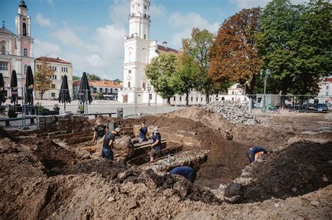 Archeologinių kasinėjimų Kauno senamiestyje fragmentas