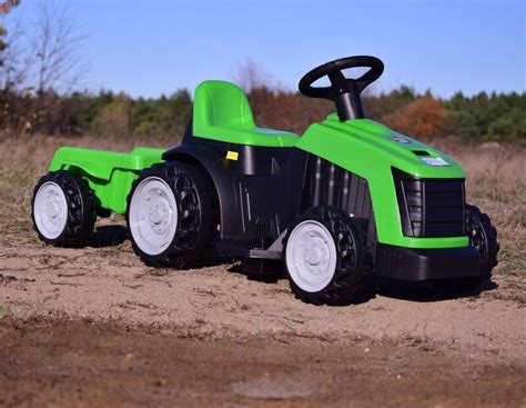 vaikiškas traktorius su priekaba