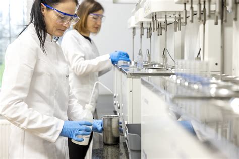 Vaisingumo centro laboratorijos įranga