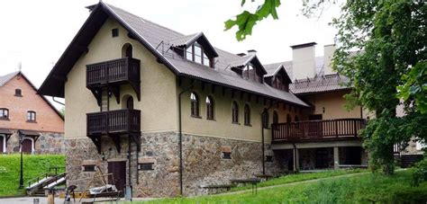 Tradicinių amatų centras Platelių dvaro sodyboje