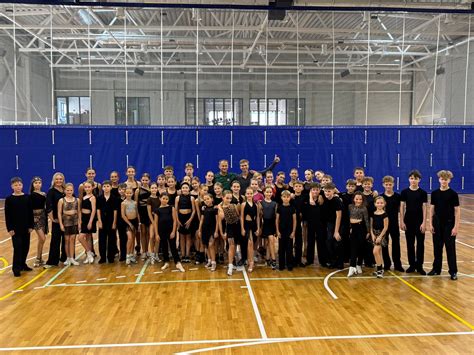Sportinių šokių studijos interjeras Kaune