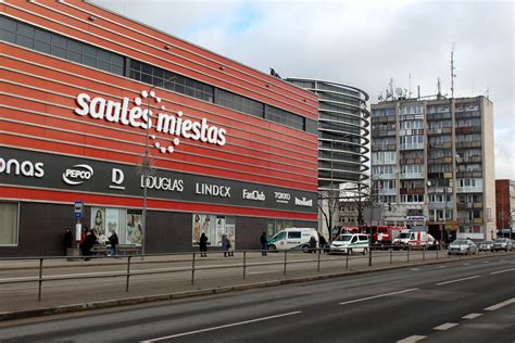 Prekybos centro Saulės Miestas fasadas