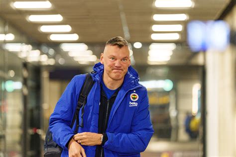Šarūnas Jasikevičius treniruoja 