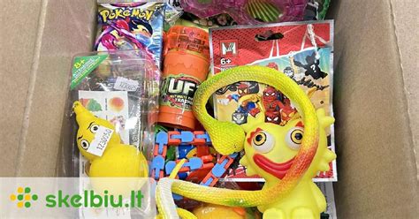 Įvairūs lauko žaislai vaikams: dviračiai, paspirtukai, riedlentės