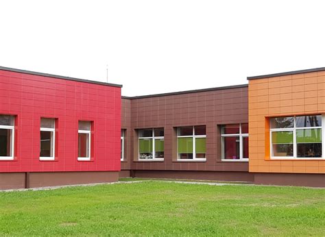 Vaikų darželio pastato nuotrauka