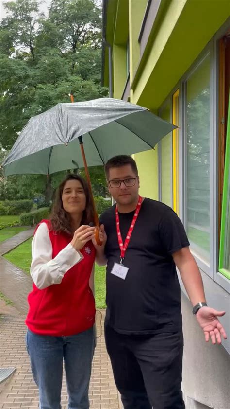 Vaiko saugumui pritaikyti namai: užrakintos spintelės ir uždengti lizdai