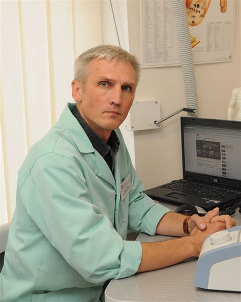 Medicinos personalas, prižiūrintis pacientą