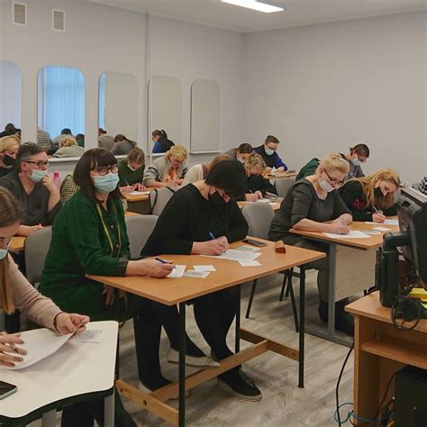 Žirgo priežiūros pamoka profesinio mokymo centre