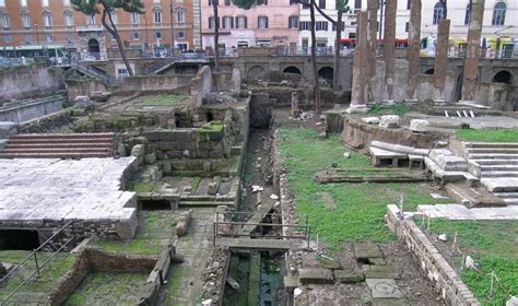 Archeologinė vieta Romoje, kur įvyko Cezario nužudymas
