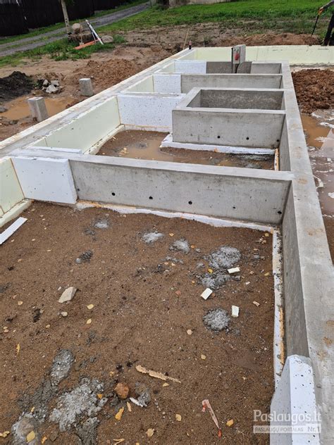 Schematinis sliekų tarariumo įrengimo pavyzdys