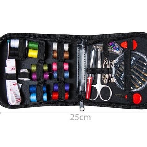 Siuvimo įrankiai ir audiniai