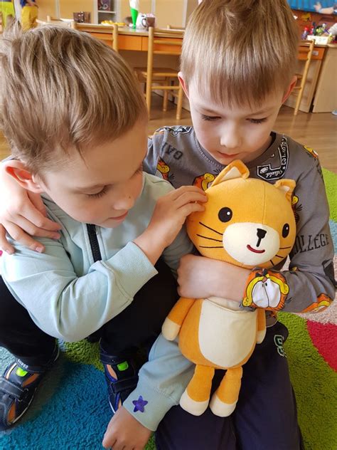 Vaikai mokosi emocinio intelekto su Kimochi