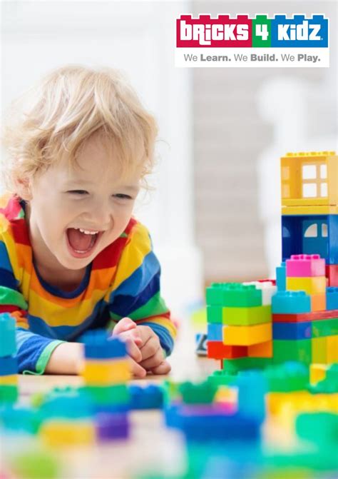 vaikai konstruoja su LEGO kaladėlėmis