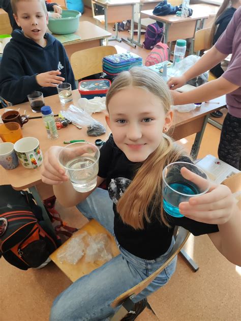 Vandens savybių eksperimentai darželinukams