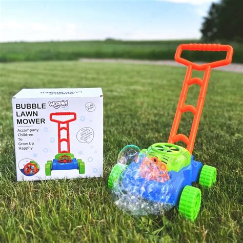 Vaikiška žoliapjovė su muilo burbulais