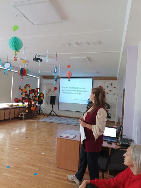 Paveikslas: Pedagogai dalijasi STREAM ugdymo patirtimi
