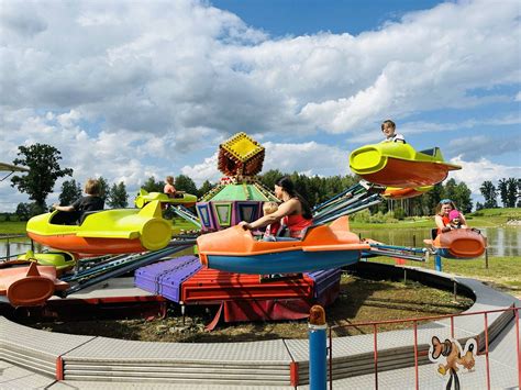 Pramogų parkas Liepkalnyje su vaikais
