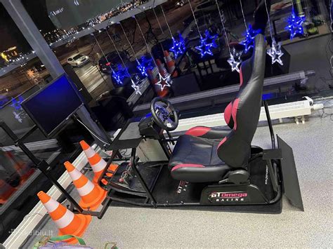 Keturračio vairavimo simuliatorius