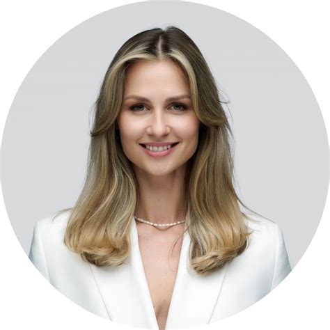 Kristina Sabaliauskaitė portretas