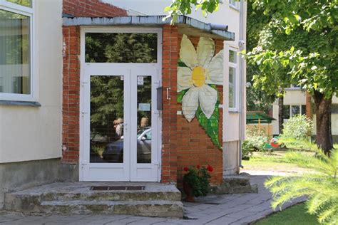spalvingos vaikų darželio grupės dekoracijos