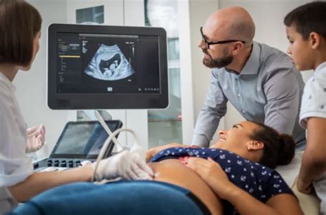 dvynukų nėštumo echoskopija