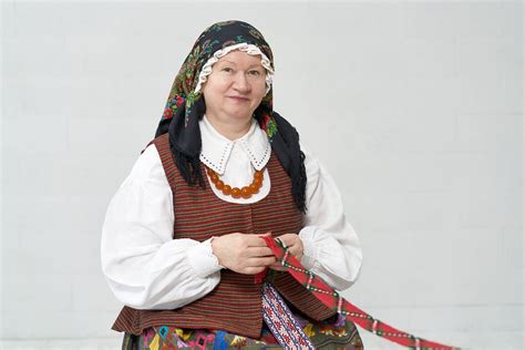 čigonės kostiumo aksesuarai ir detalės