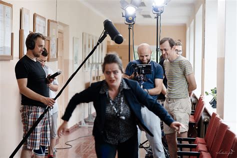 Lara Shapiro diriguoja filmavimo aikštelėje