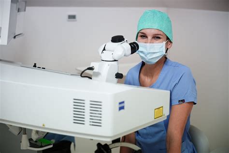 Lazerinė pasaitėlio korekcija