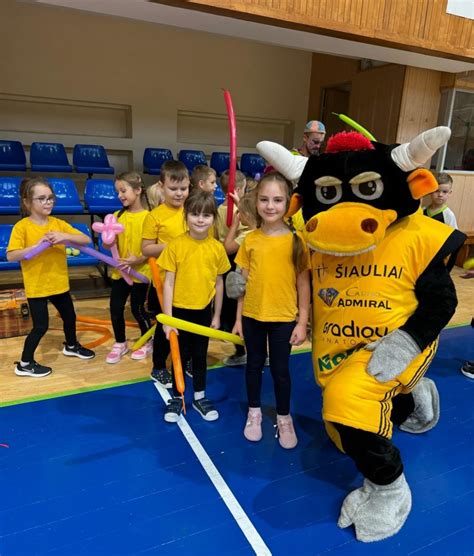 Vaikai sporto renginyje 