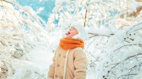 vaikas su alerginiu berimu ant kaklo