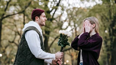 schematinis paveikslėlis, vaizduojantis skirtingus bėrimų tipus