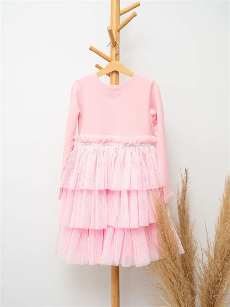 Vaikiškos suknelės su skirtingais jungais