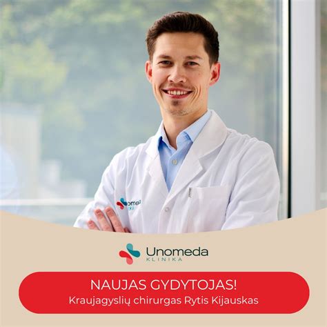 Gydytojas kalbasi su besilaukiančia moterimi klinikoje