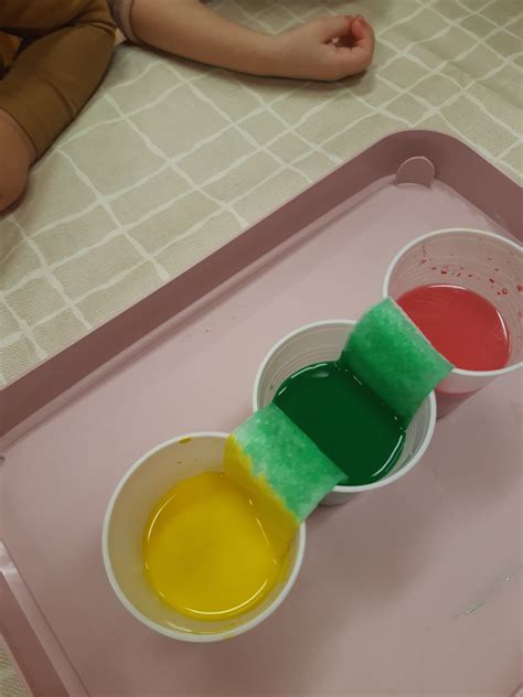 Eksperimentas su rudens lapais ir spalvomis