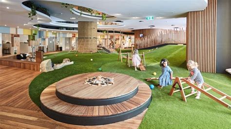 „Guardian Early Learning“ centro interjeras su gamtinės aplinkos imitacija