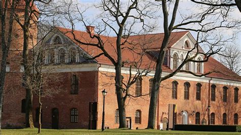 Tiškevičių mauzoliejaus fragmentai Raudondvario bažnyčioje