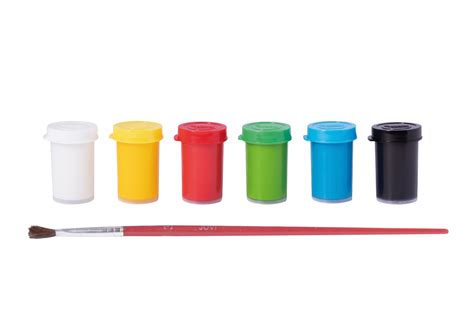 vaikų kūrybos priemonės: dažai, teptukai ir spalvoti flomasteriai