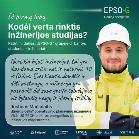 Studentai praktikos metu dirbantys su simuliacine įranga