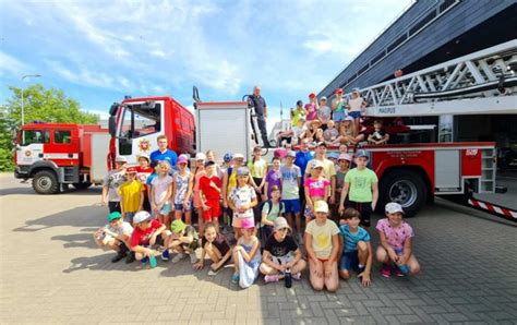 Vaikai lankosi gaisrinėje