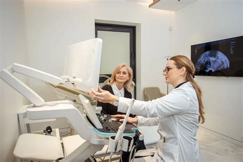 Gimdos ir kiaušidžių pokyčiai folikulinės fazės metu