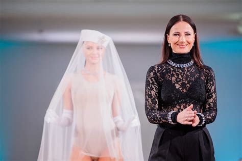 Agnės Kuzmickaitės kolekcijos eskizai