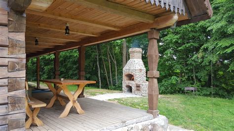 Takių šeima prie stebuklingo šaltinio