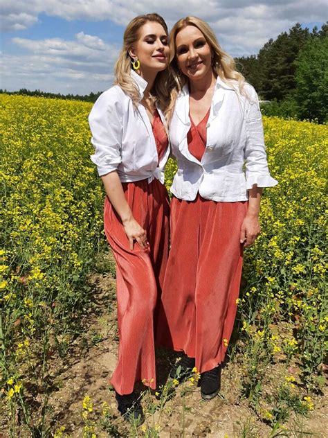 Eglė Juozapaitienė su vokaliniu ansambliu 