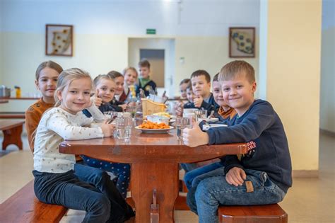 Tėvai ruošia kūdikiui maistą