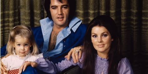 Elvis Presley scenoje