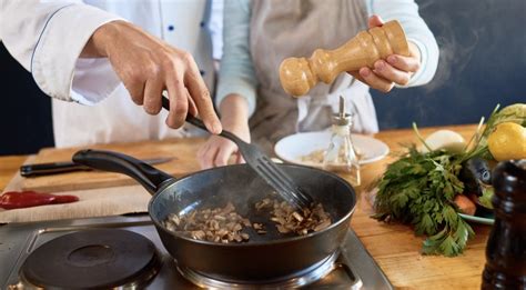 Kūdikių maisto gaminimas garuose