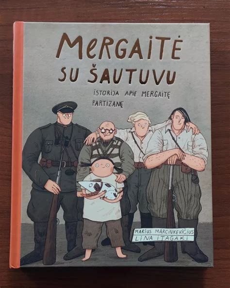 Mergaitė ruošiasi menstruacijoms