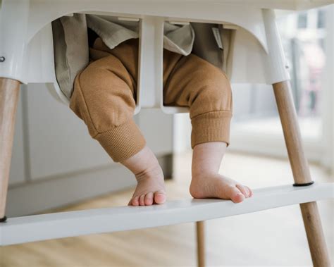 schema rodanti IKEA ANTILOP kėdutės surinkimą ir detales
