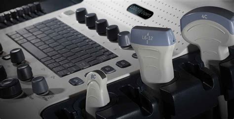 Ultragarso vaizdas, rodantis gyslainės rezginio cistą